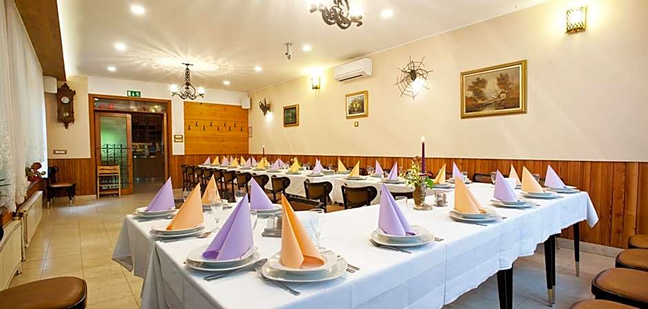 Rooms Pevc & Hostel Ljubno ob Savinji