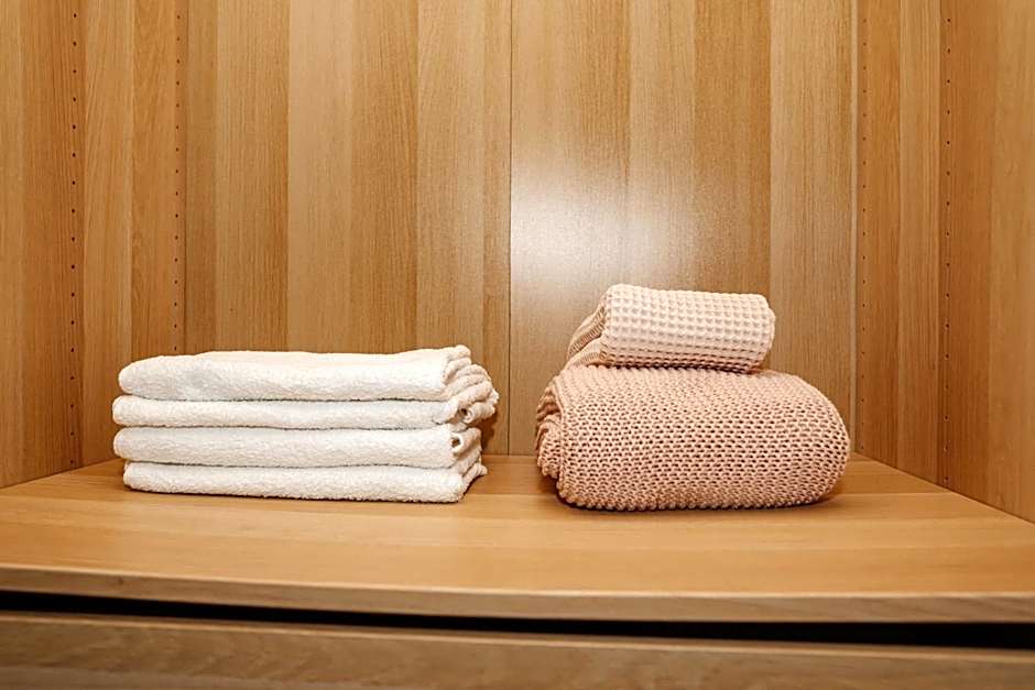 V-Home Dotan apartment