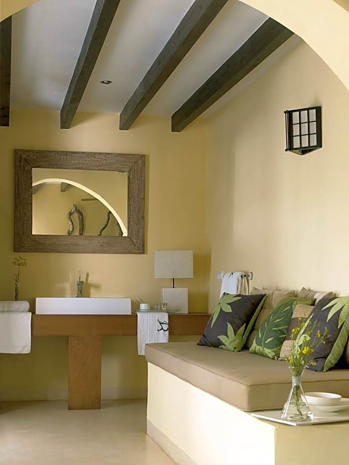 La Almendra y El Gitano