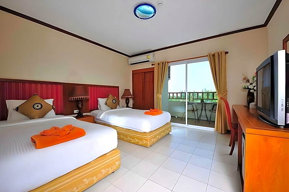 Thipurai beach hotel
