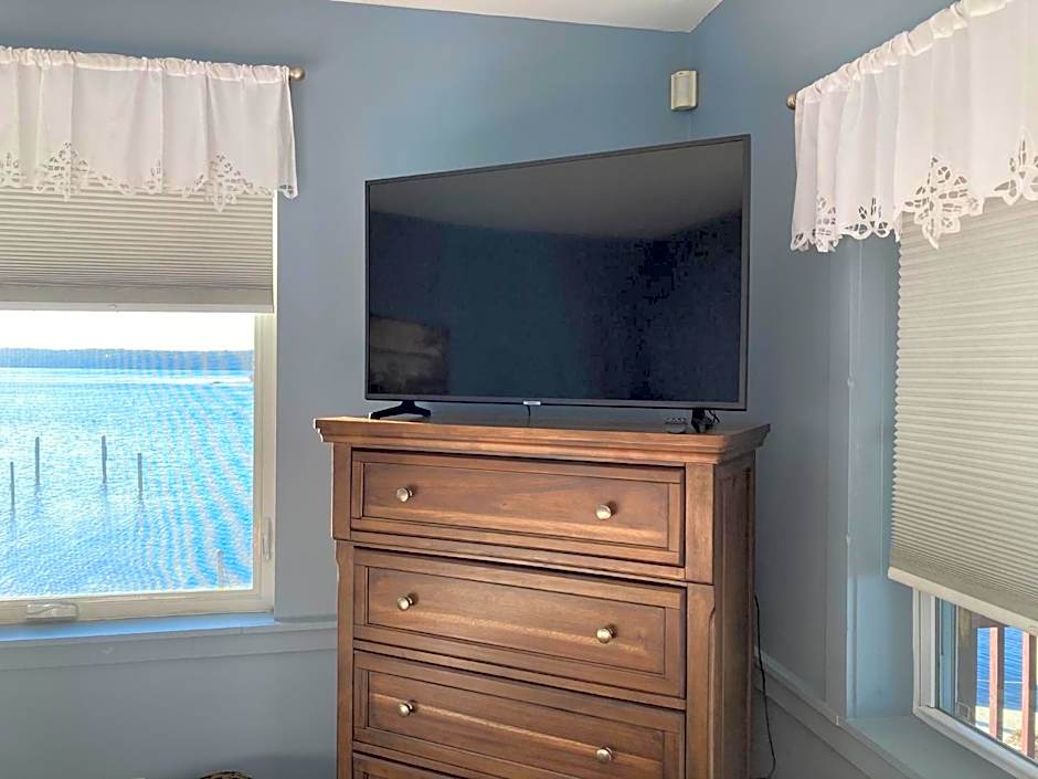 Lakeview Condo at Causeway Marina