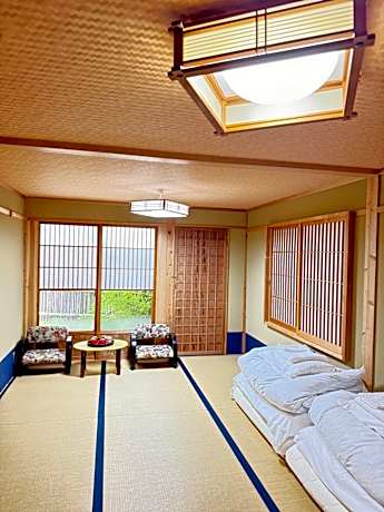 Quadruple Room with Bathroom