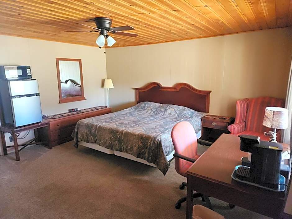Eagle Nest Fly Shack & Lodge