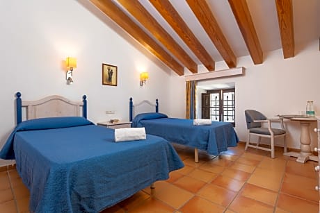 DOUBLE STANDARD ROOM MAIN BUILDING