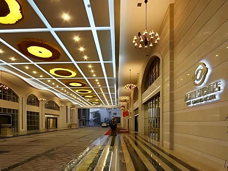 Yihe Grand Hotel