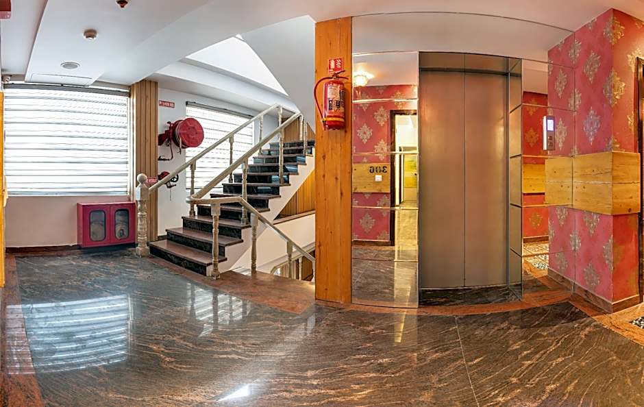 Lords Inn Amritsar (80 Steps to Golden Temple)