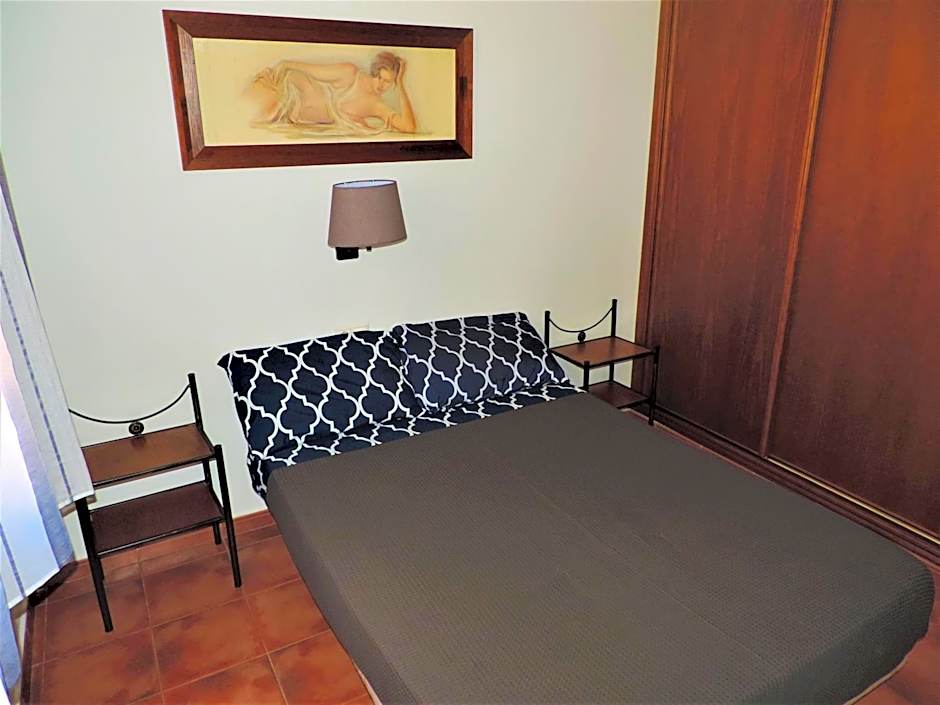 APARTAMENTOS CASERIA DE COMARES