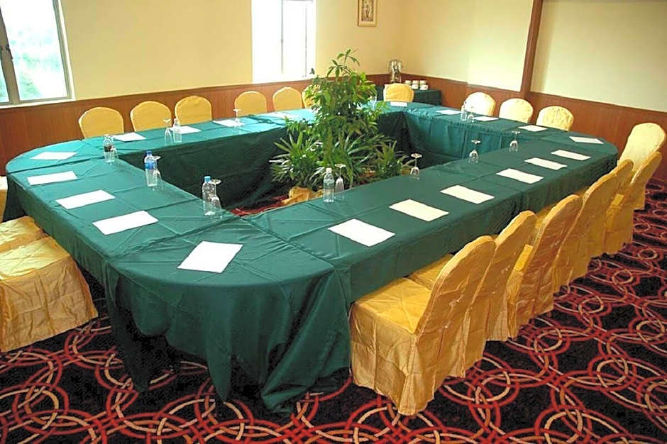 Oriental Crystal Hotel