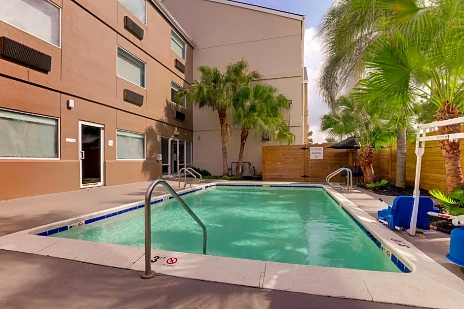 Holiday Inn Express Kenner - New Orleans Airport, an IHG Hotel