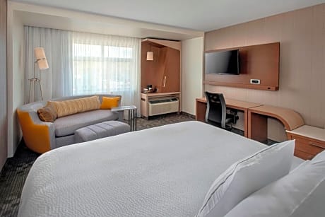 Room, 1 King Bed with Sofa bed (1 King Bed and 1 Double Sofa Bed)