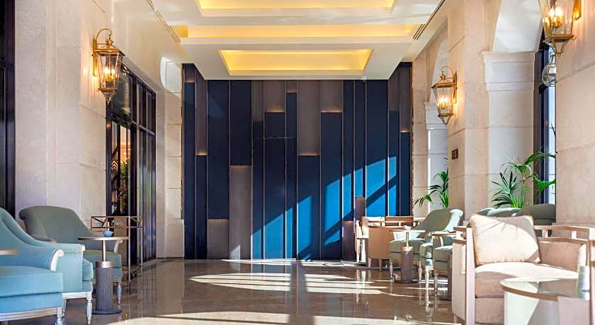 Vittori Palace Hotel and Residences