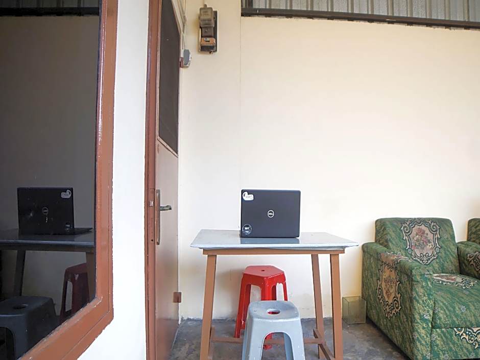 Hotel O Kost Ketapang Syariah