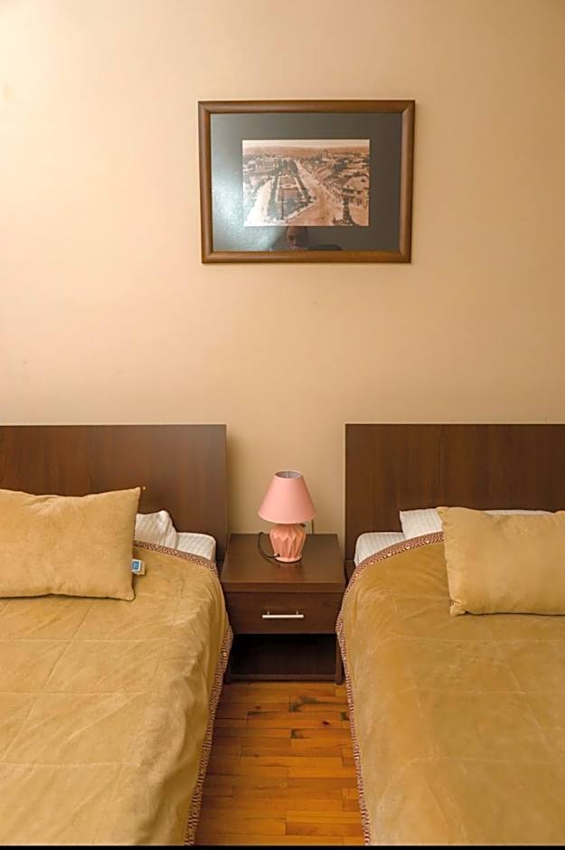 Garni Hotel City