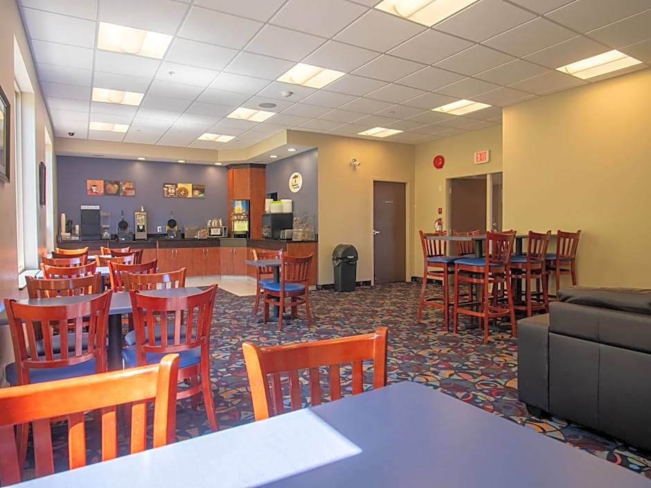 Super 8 by Wyndham Kamloops BC