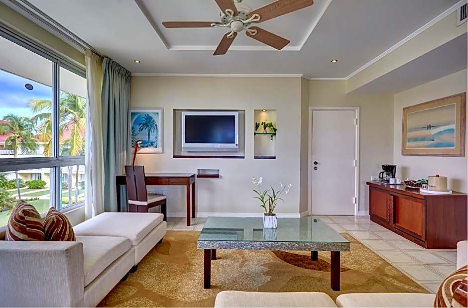 Photo 1 of 5 of Junior Premium Suite