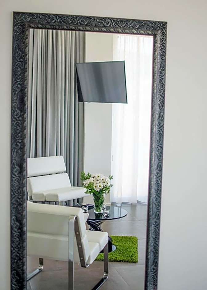 Max Luxury Suite - Servizio Spiaggia Inclusa