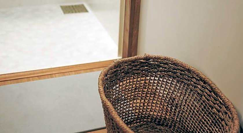 TAKETA Station Hostel cue