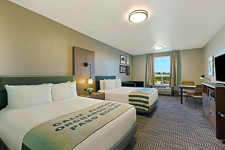 Oxford Suites Paso Robles