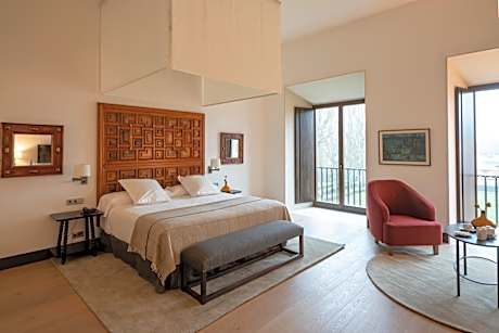 Standard Double Room (3 Adults)