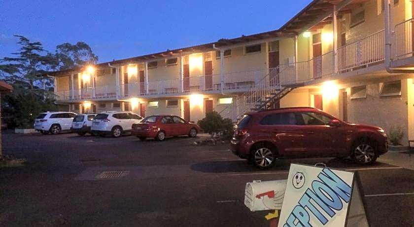 Riverview Motor Inn