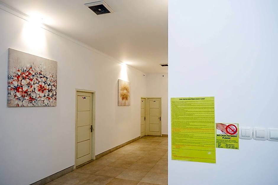 RedDoorz near Simpang Tujuh Kudus