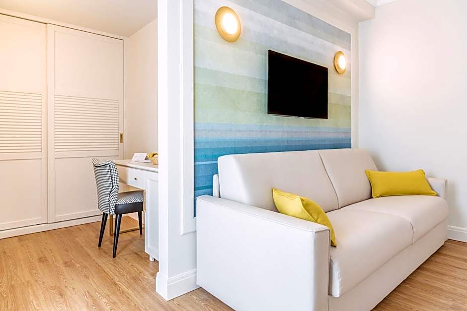 Sky Pool Hotel Sole Garda