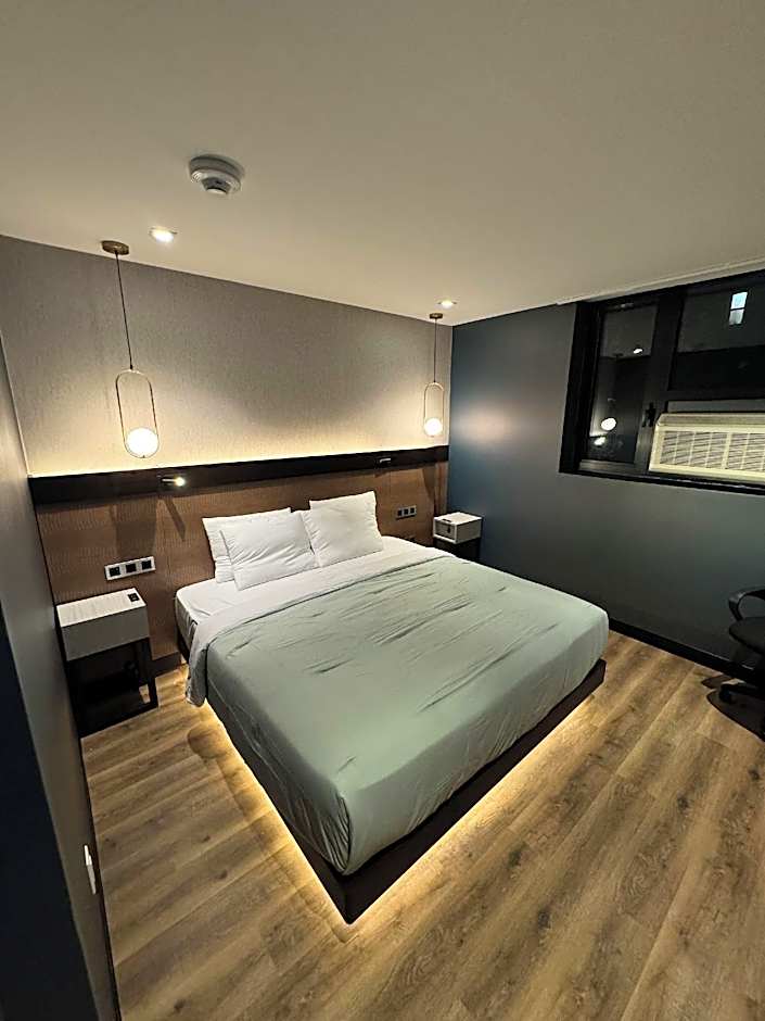 Hotel Mirage Brooklyn
