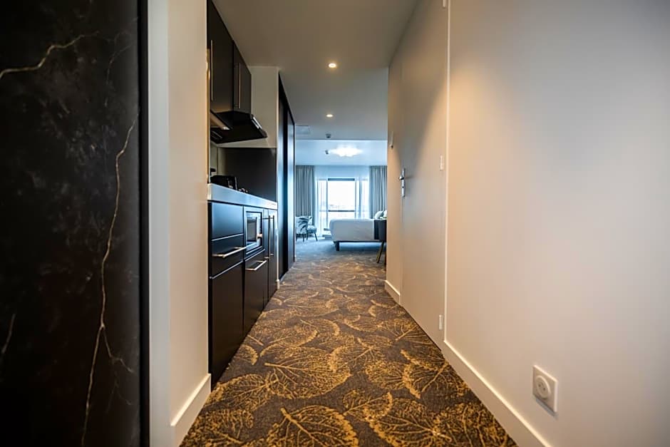 Le Barracuda & Spa, Centre Port, pieds dans l'eau, vue mer