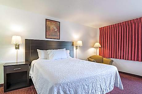 1 Queen Bed, Nonsmoking