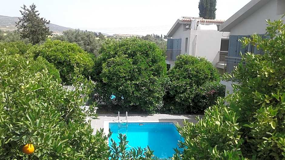 Natura Beach Hotel And Villas