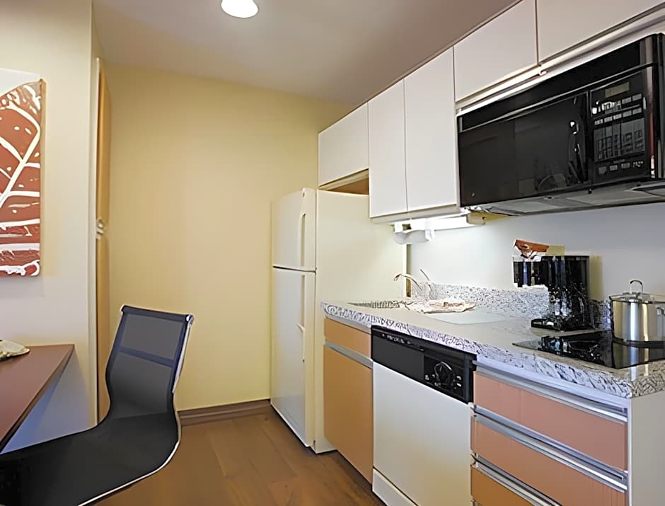 Photo 1 of 4 of 1 Bedroom 1 Queen Bed Suite, Accessible