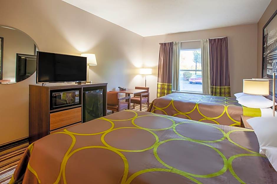 Super 8 by Wyndham La Grange KY