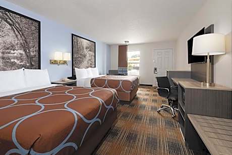 Queen Room with Two Queen Beds - Smoking