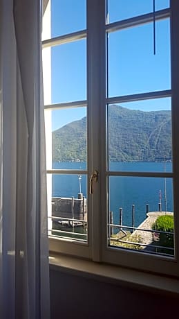 Suite with Lake View