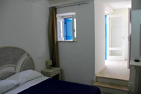 Double room, air conditioning, bathroom, in the center n6783