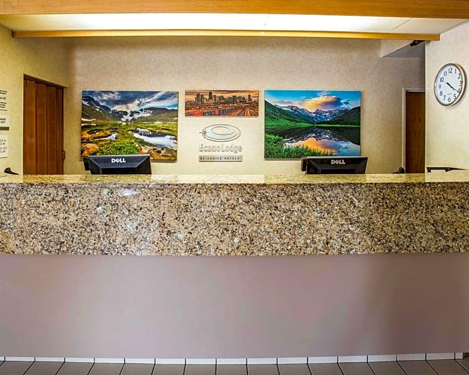 Econo Lodge Denver International Airport