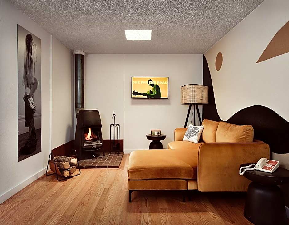 Photo 1 of 5 of Casita