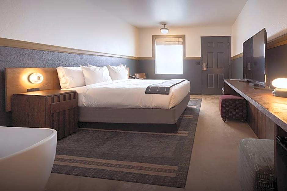 The Ozarker Lodge