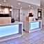 Holiday Inn Express Hotel & Suites Farmington By IHG