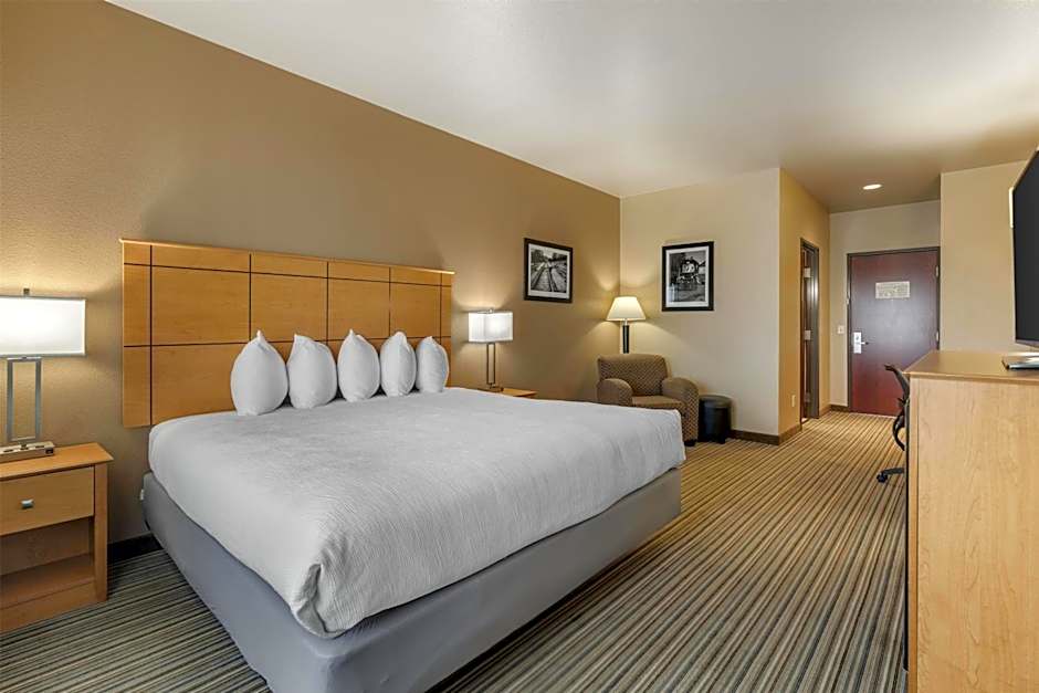 Best Western Shelby Inn & Suites