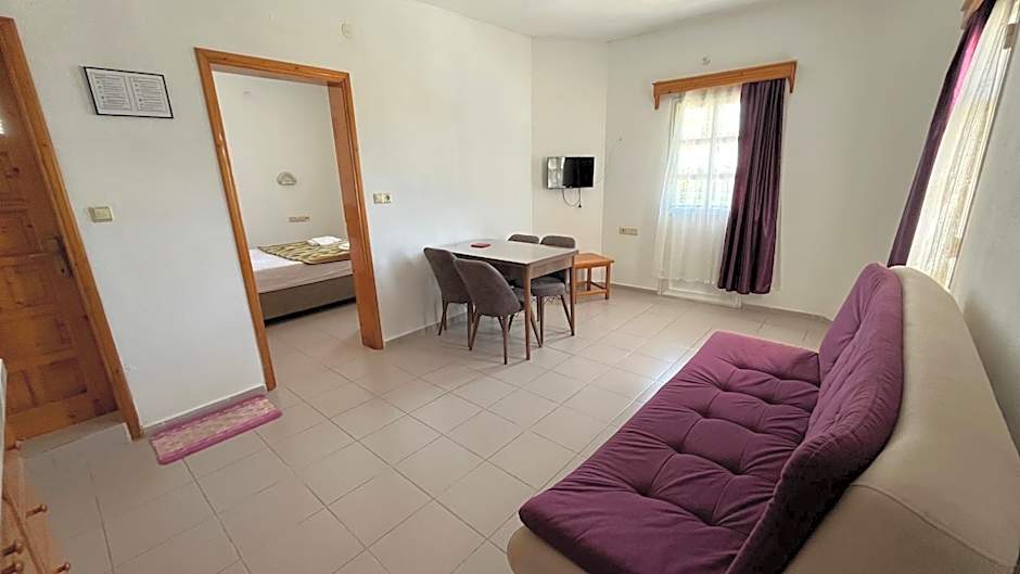 Ege Apartments