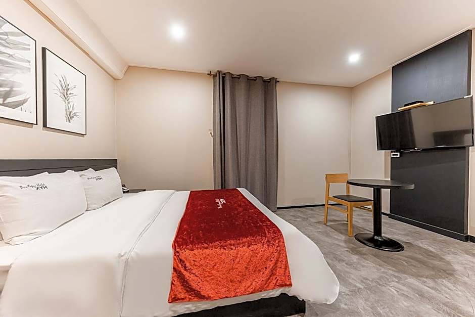 Boutique Hotel XYM