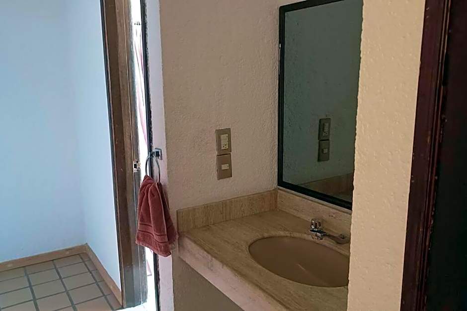 Rumbos Turísticos - casa hasta para 15 personas