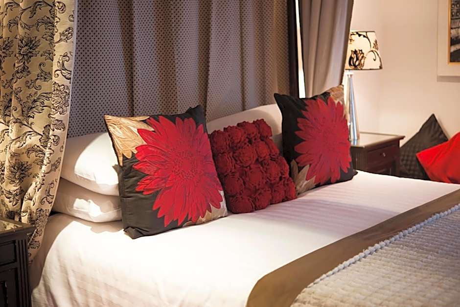 Royal Seven Stars Hotel