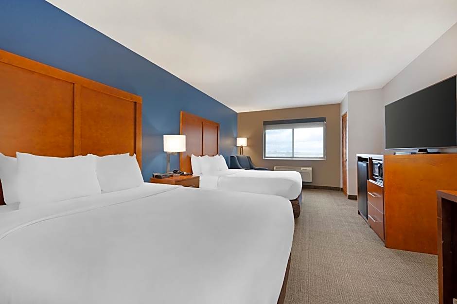 Comfort Inn & Suites North Greenfield