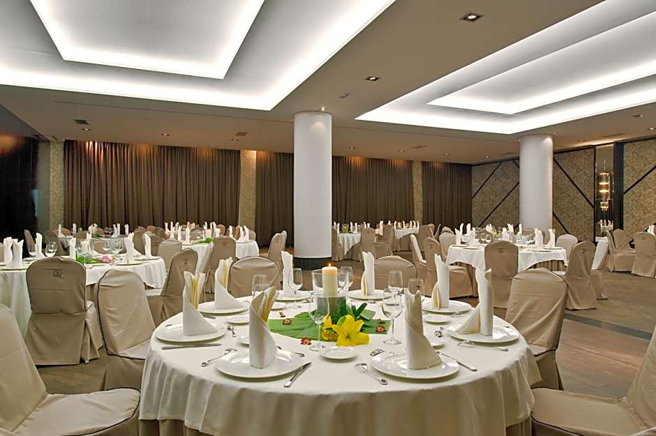 URH Hotel Spa Zen Balagares