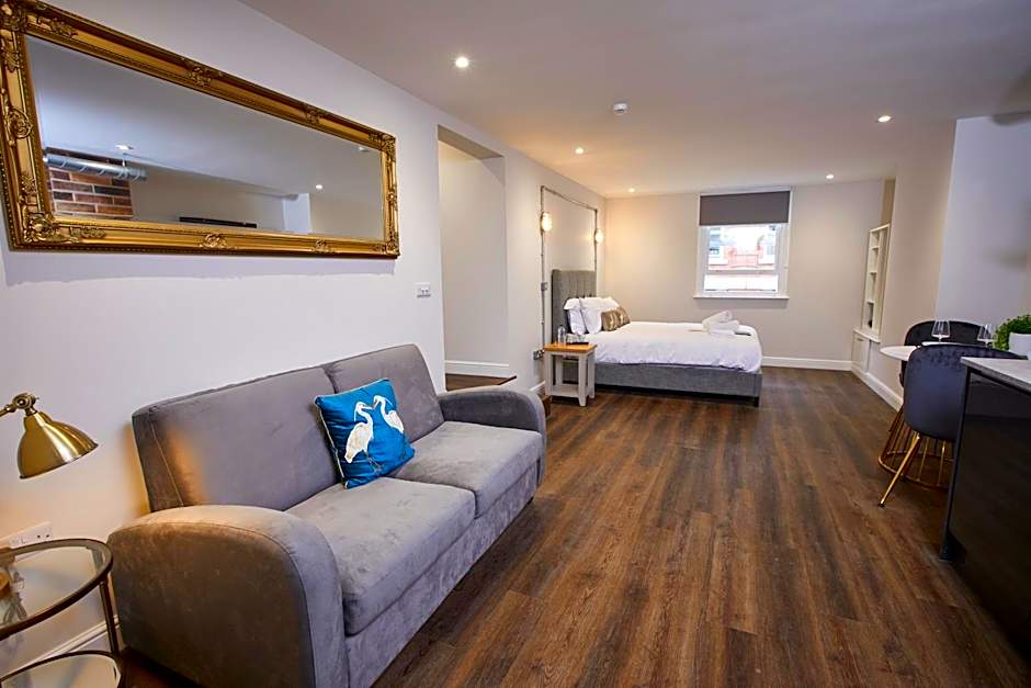 Three Cranes Serviced Apartments