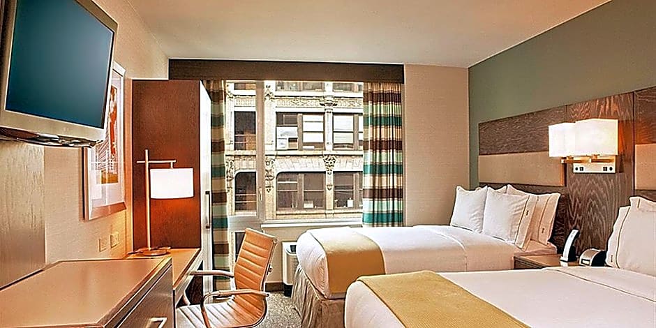 Holiday Inn Express Manhattan Times Square South, an IHG Hotel