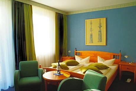 Deluxe Double Room with Shower