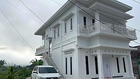Ailshie Villa